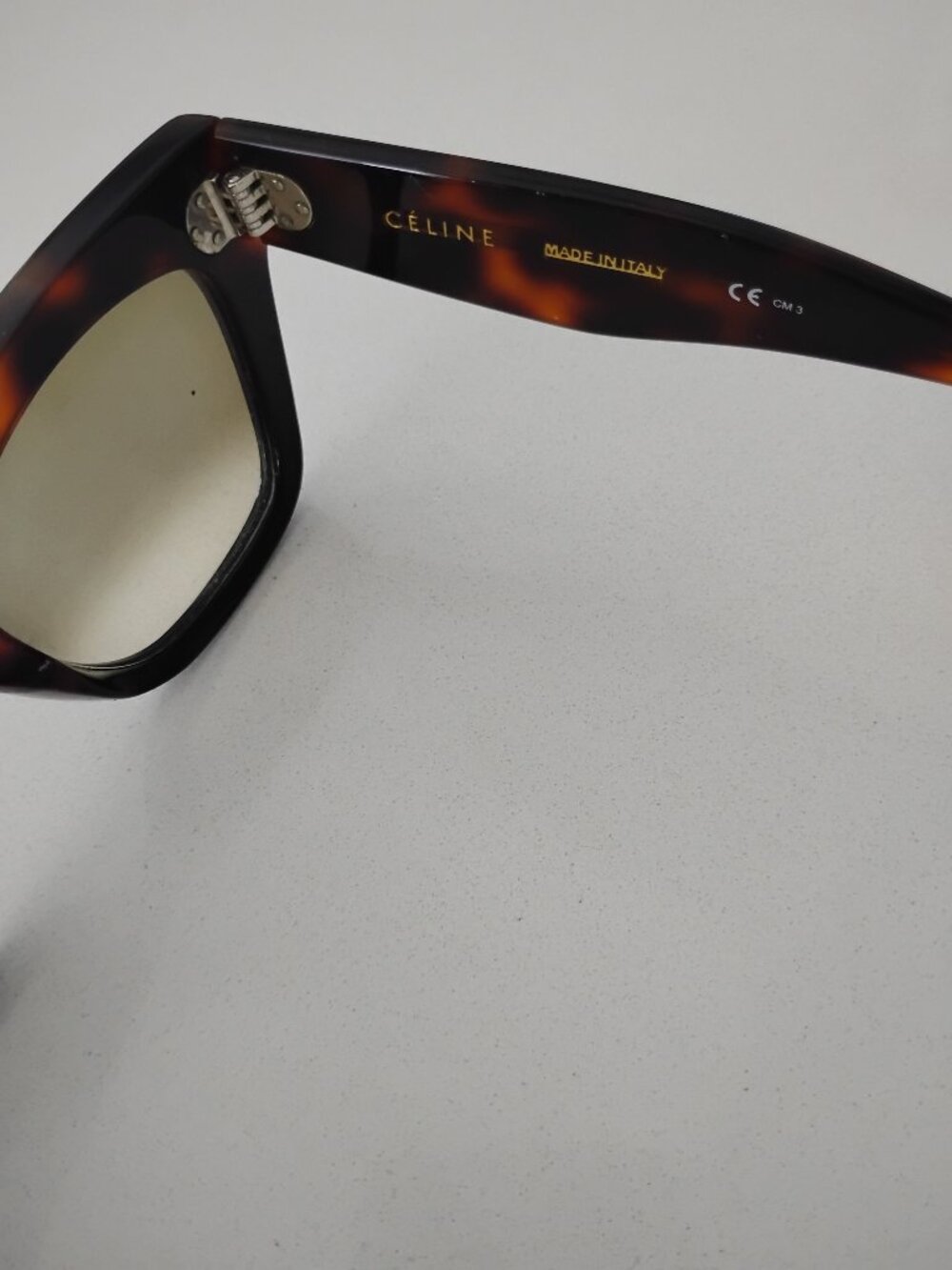 Stunning CELINE Catherine Sunglasses - Picture 2 of 5